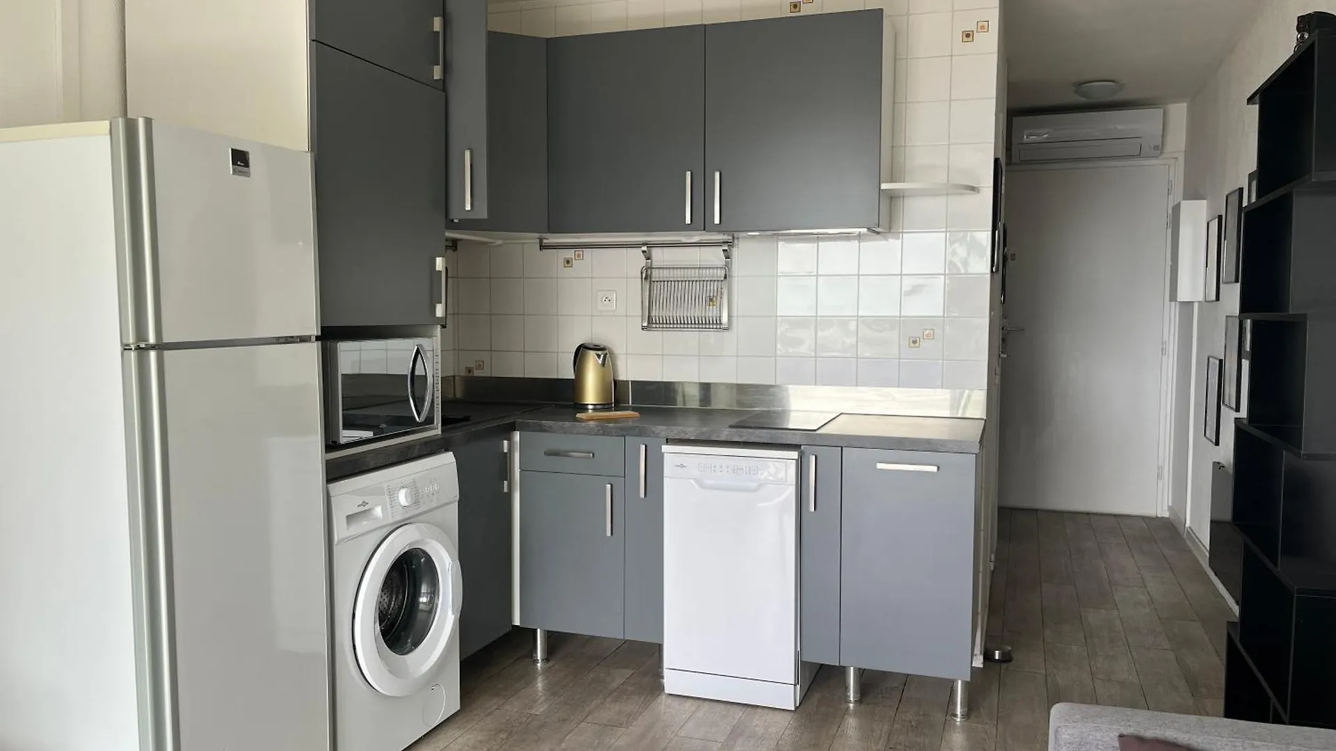 Clap De Soleil Studio Vue Mer, Clim, Fibre, Ideal 2 Pers La Ciotat Apartment